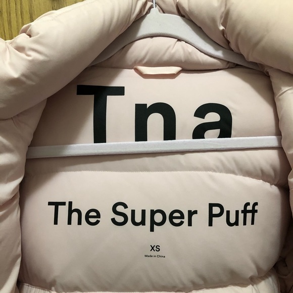 ❌SOLD❌ TNA Long Super Puff - xs - Picture 4 of 4